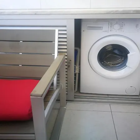 A36 - Avenue Flat In * Lagos